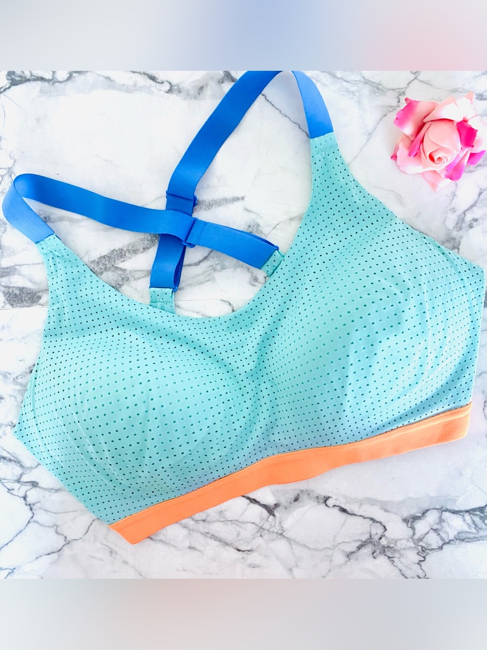 💕Victoria’s Secret Sports Bra SZ L